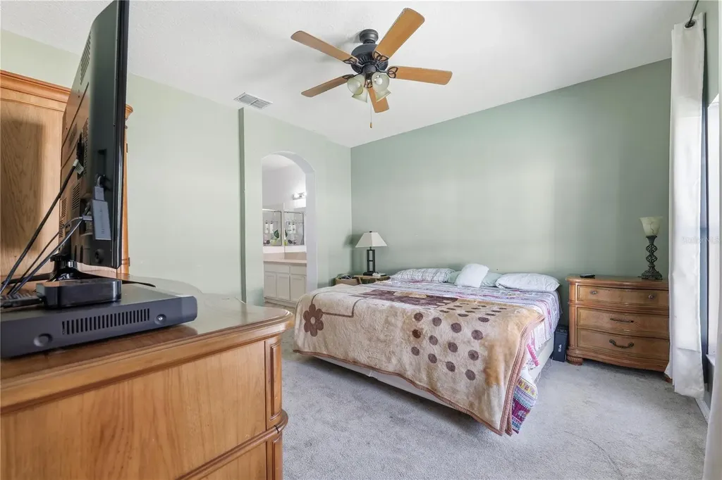 704 Parsons Pointe Street Seffner FL 33584