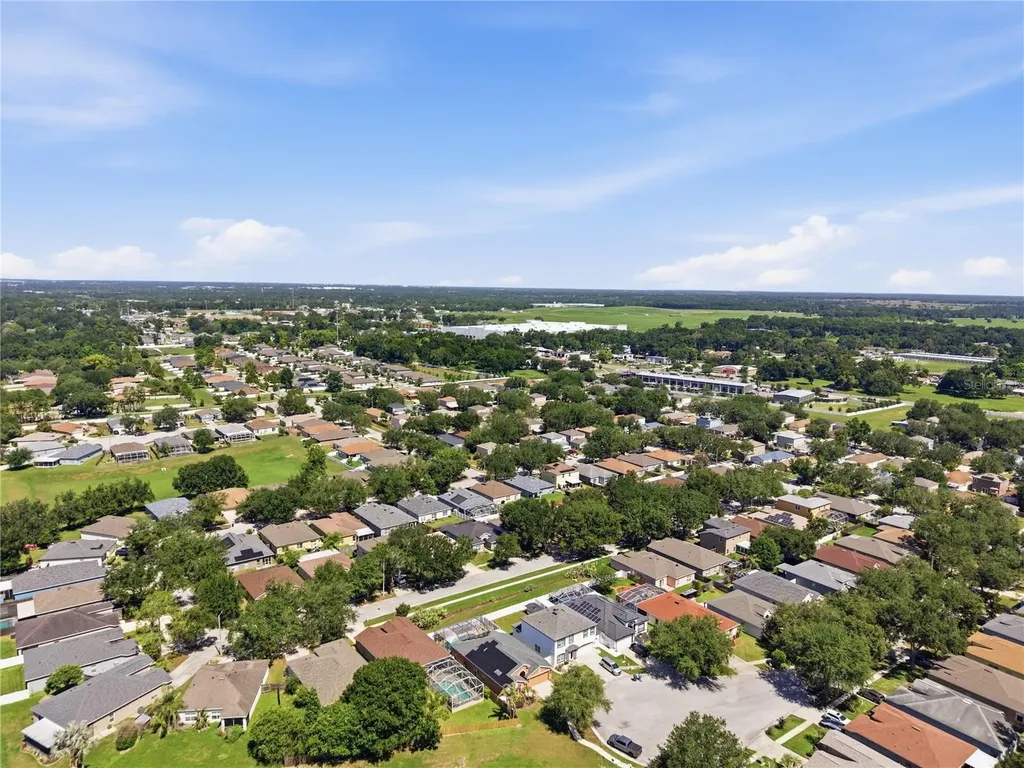 704 Parsons Pointe Street Seffner FL 33584