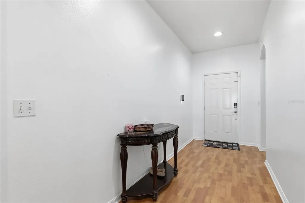 704 Parsons Pointe Street Seffner FL 33584