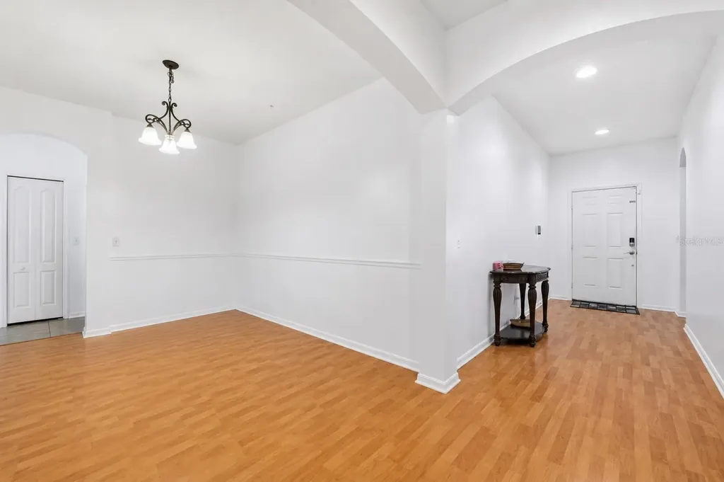 704 Parsons Pointe Street Seffner FL 33584