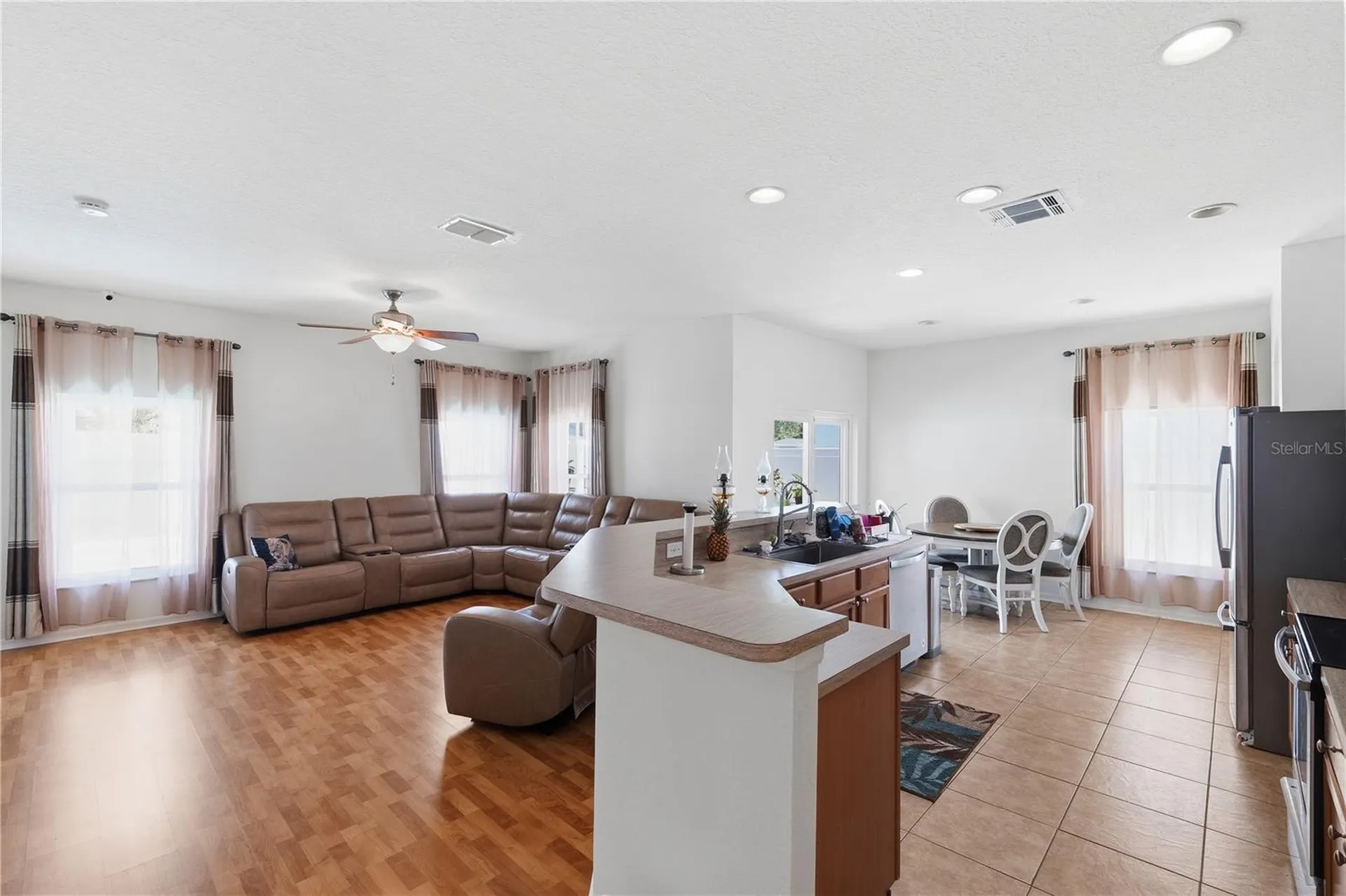704 Parsons Pointe Street Seffner FL 33584