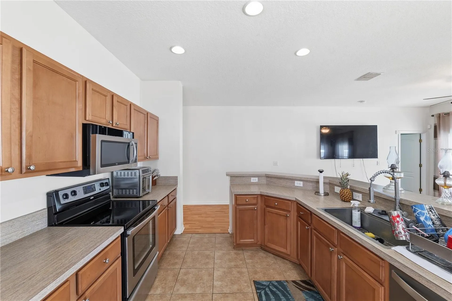 704 Parsons Pointe Street Seffner FL 33584