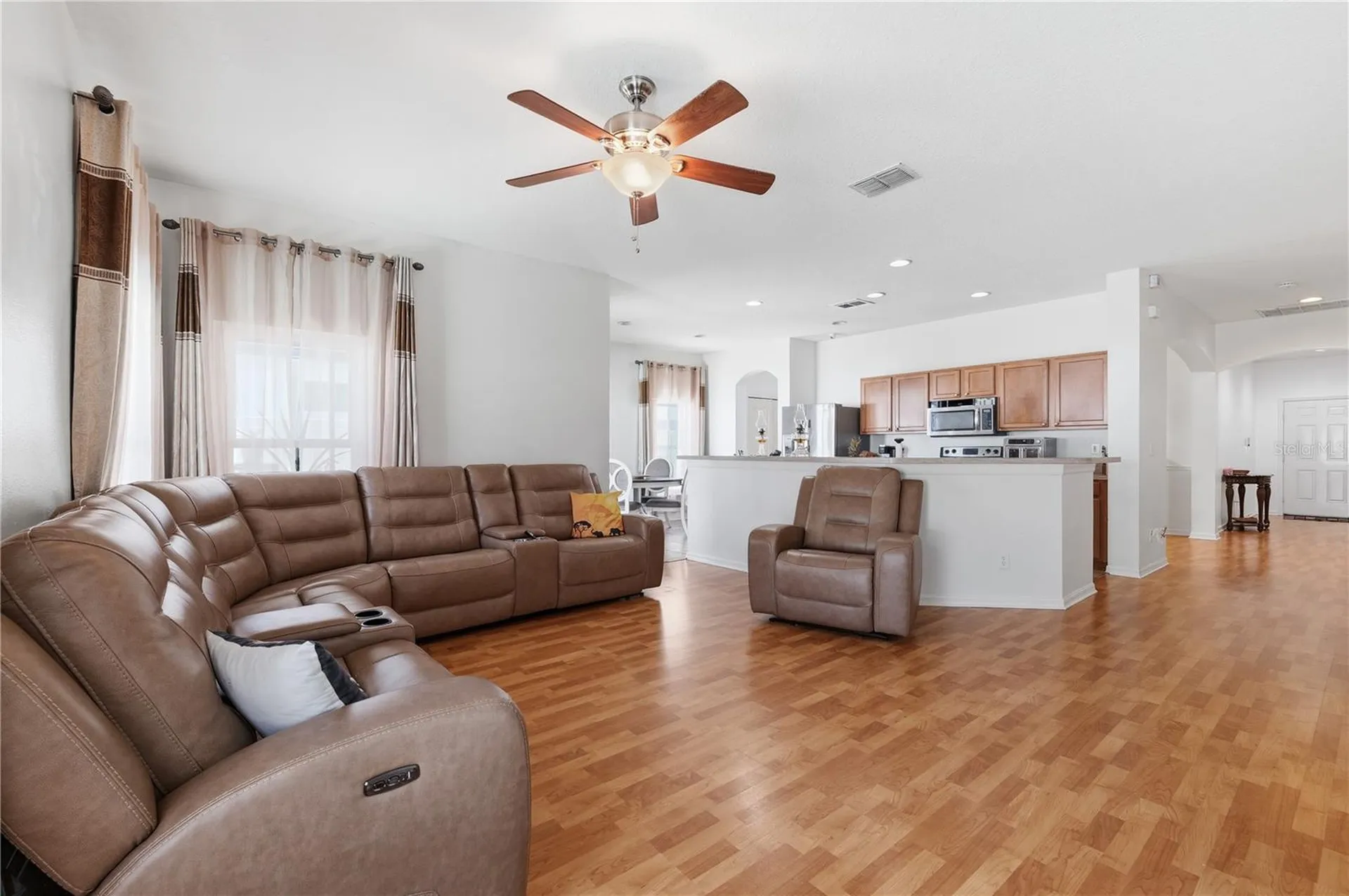 704 Parsons Pointe Street Seffner FL 33584