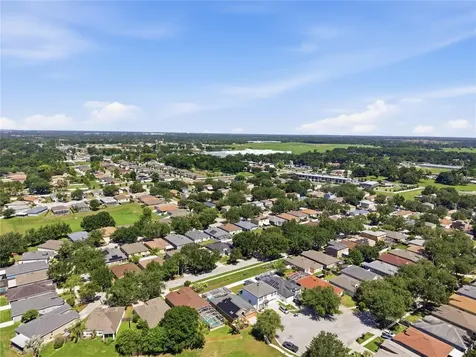 704 Parsons Pointe Street Seffner FL 33584