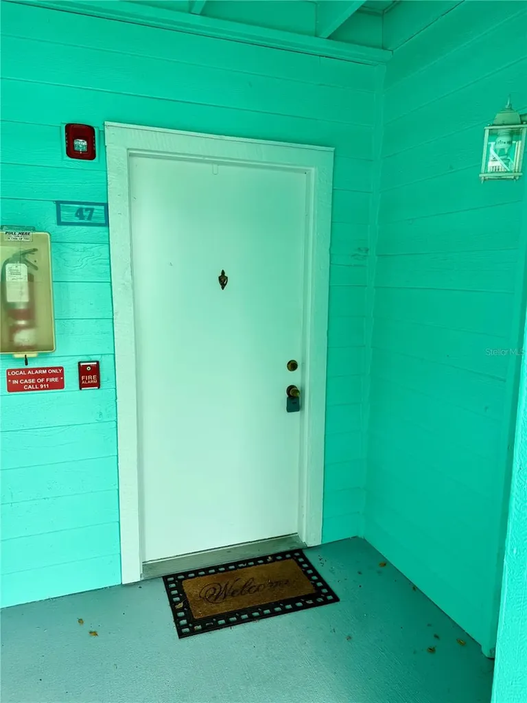 455 Alt 19 S Palm Harbor FL 34683