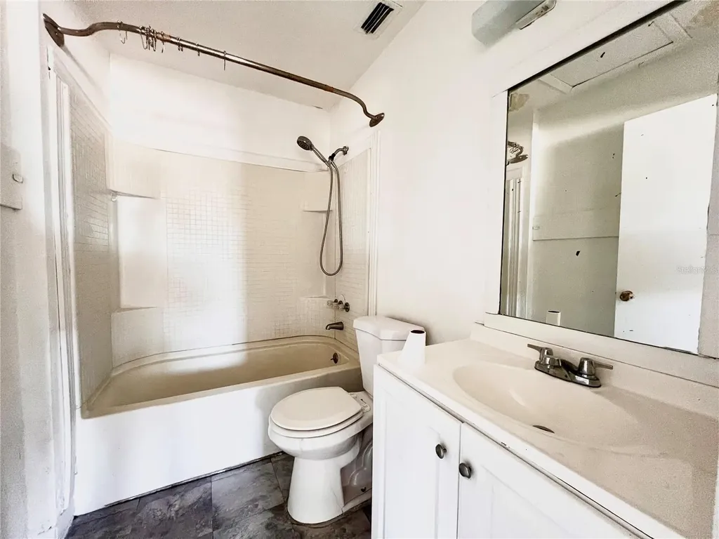 3847 Janeen Circle Mulberry FL 33860