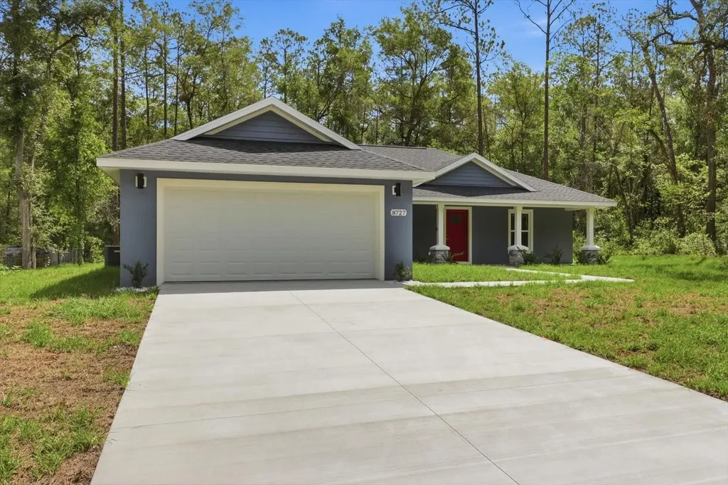8727 N Spikes Way Dunnellon FL 34434