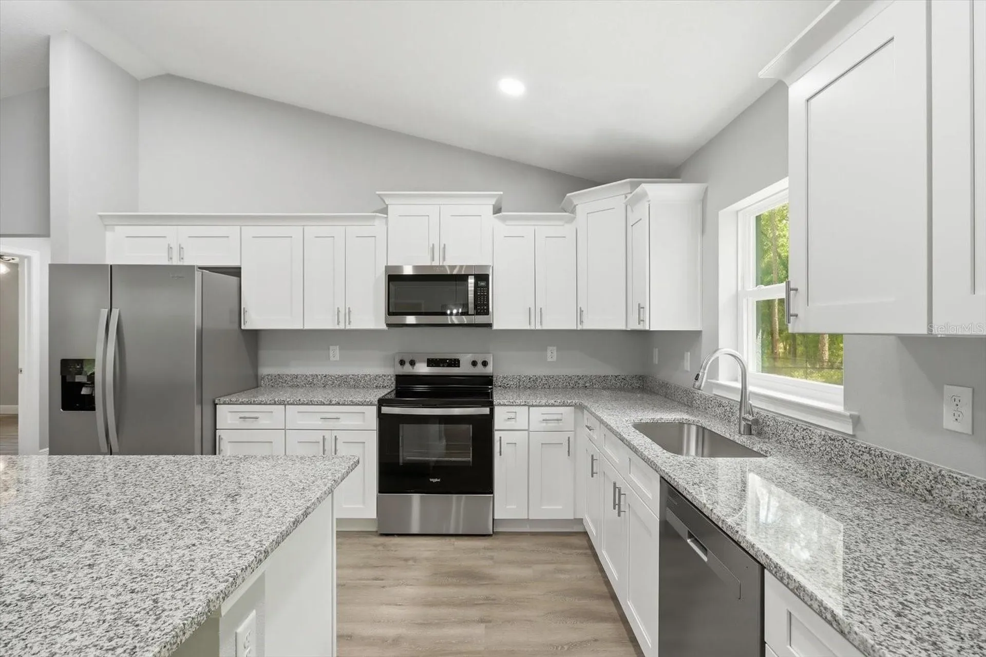 8727 N Spikes Way Dunnellon FL 34434