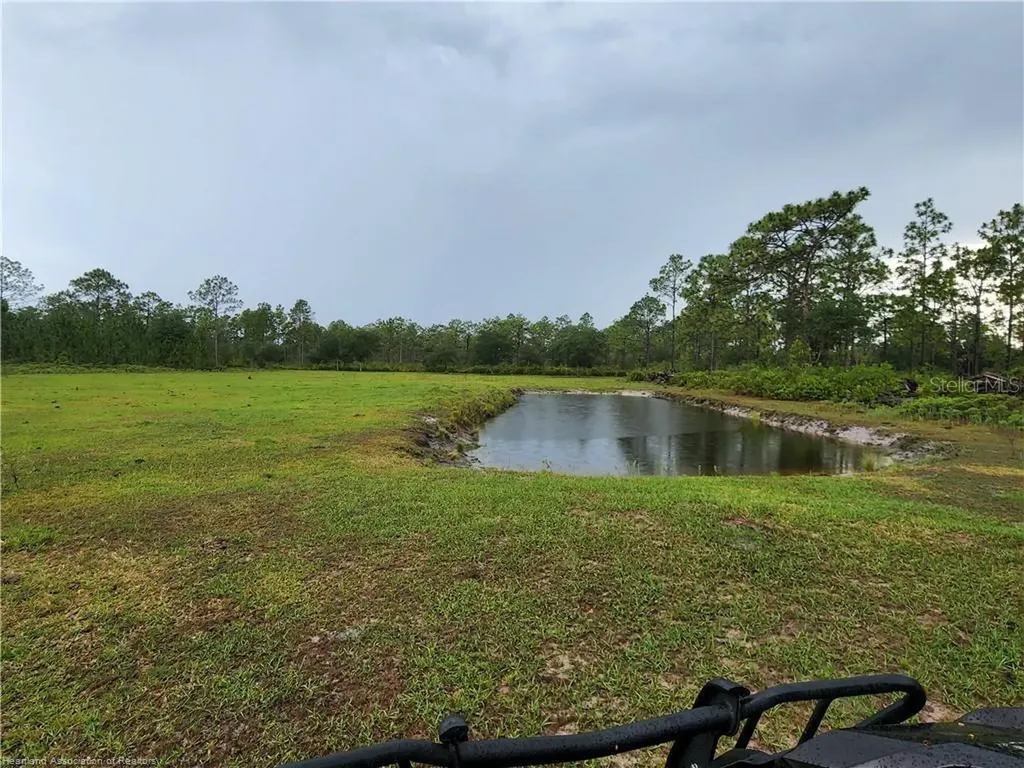 17470 County Road 731 Venus FL 33960