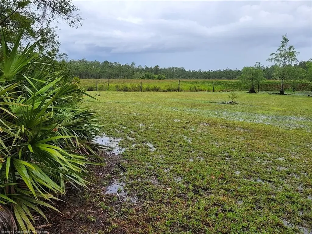 17470 County Road 731 Venus FL 33960
