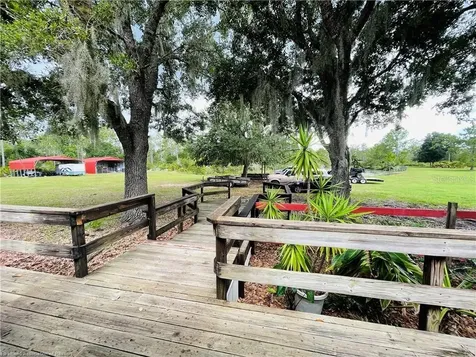 17470 County Road 731 Venus FL 33960