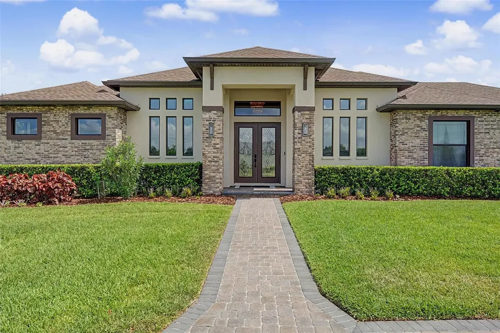 218 Hawk Talon Drive Lithia FL 33547