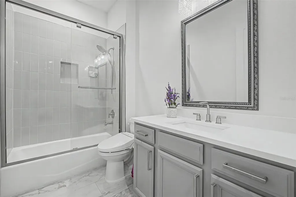 218 Hawk Talon Drive Lithia FL 33547