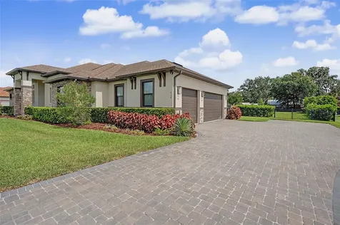 218 Hawk Talon Drive Lithia FL 33547