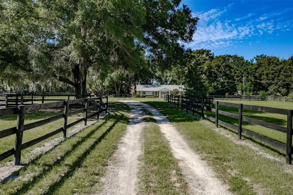 7660 SW 86 Lane Ocala FL 34476