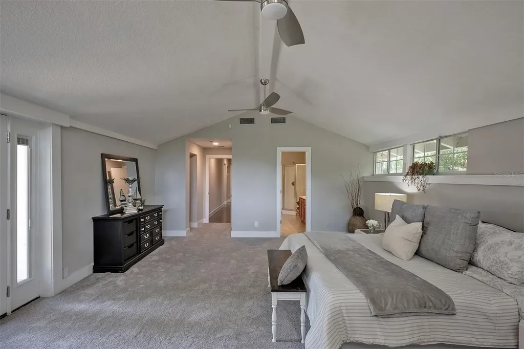 4122 Water Oak Lane Jacksonville FL 32210