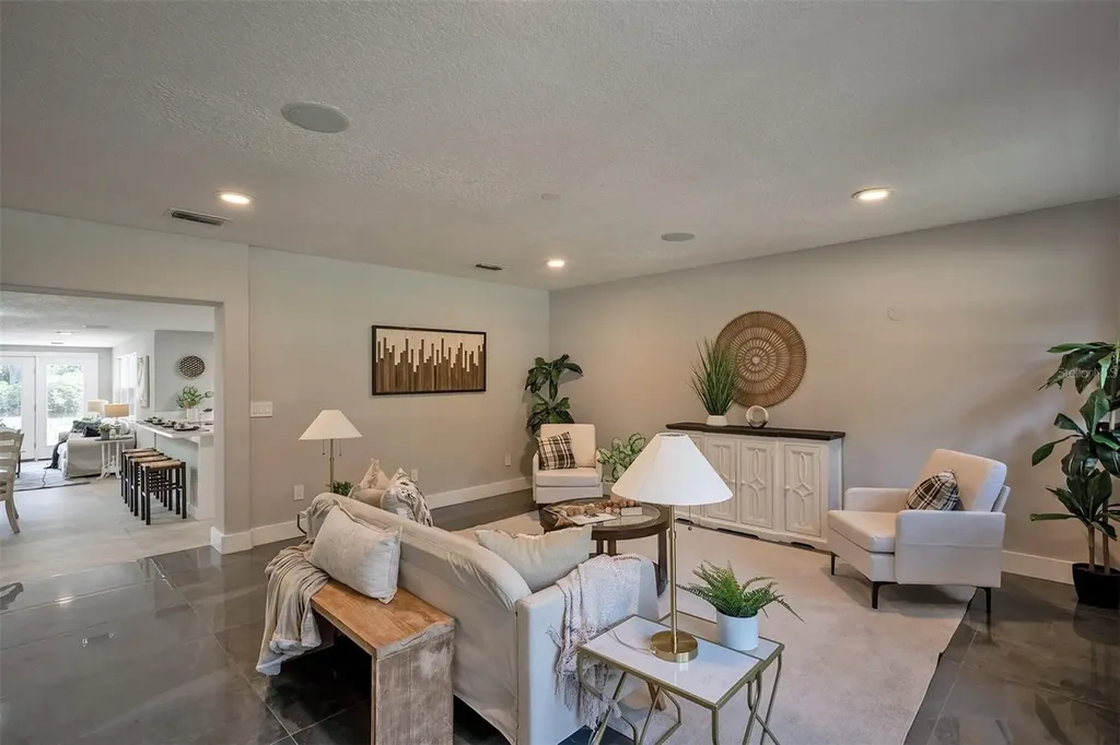 4122 Water Oak Lane Jacksonville FL 32210