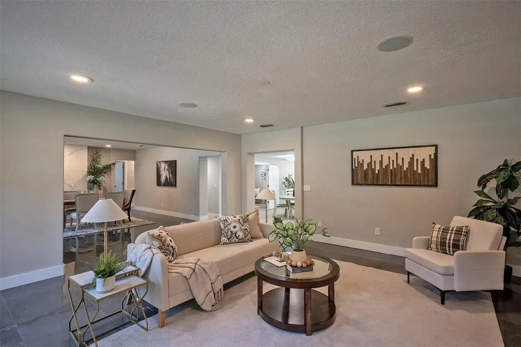 4122 Water Oak Lane Jacksonville FL 32210