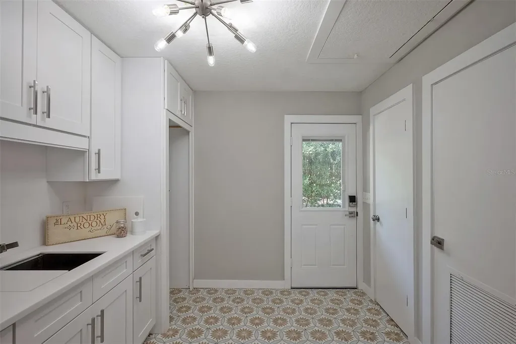 4122 Water Oak Lane Jacksonville FL 32210