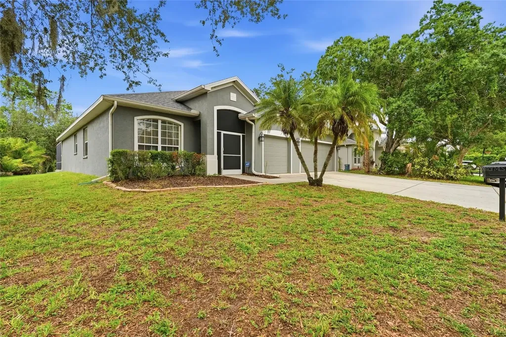 835 Cedarcrest Court Sarasota FL 34232