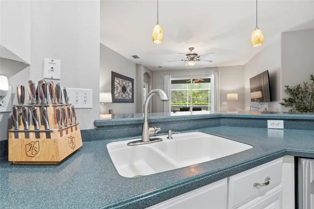835 Cedarcrest Court Sarasota FL 34232