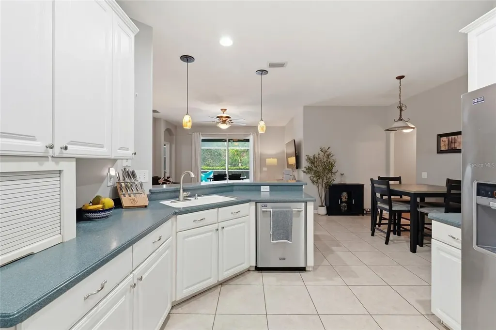 835 Cedarcrest Court Sarasota FL 34232
