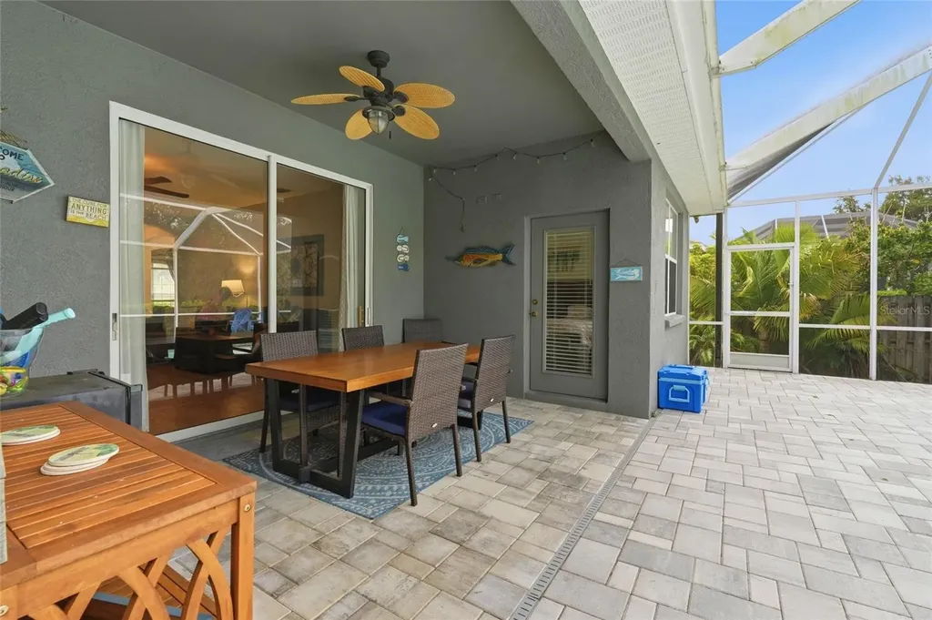 835 Cedarcrest Court Sarasota FL 34232