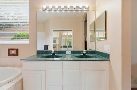 835 Cedarcrest Court Sarasota FL 34232