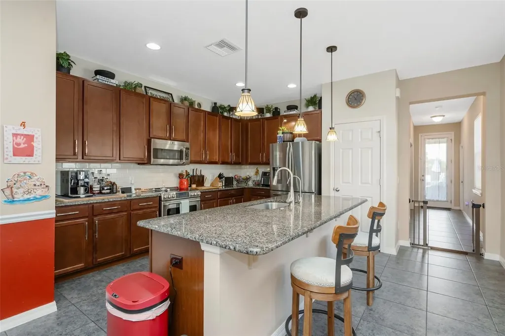 32630 Coldwater Creek Loop Wesley Chapel FL 33545
