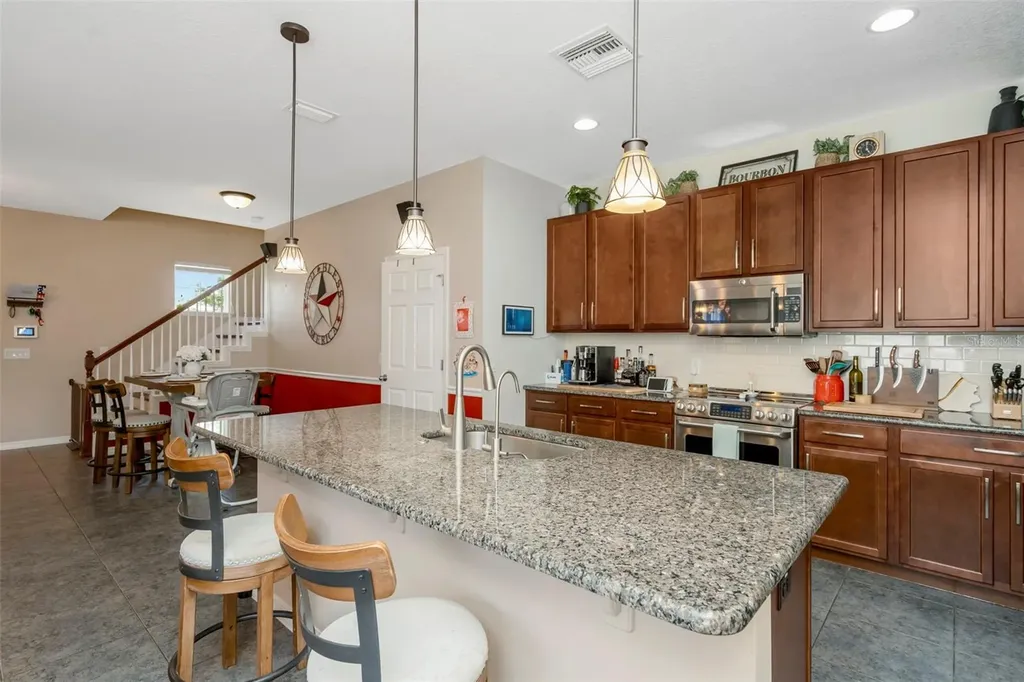 32630 Coldwater Creek Loop Wesley Chapel FL 33545