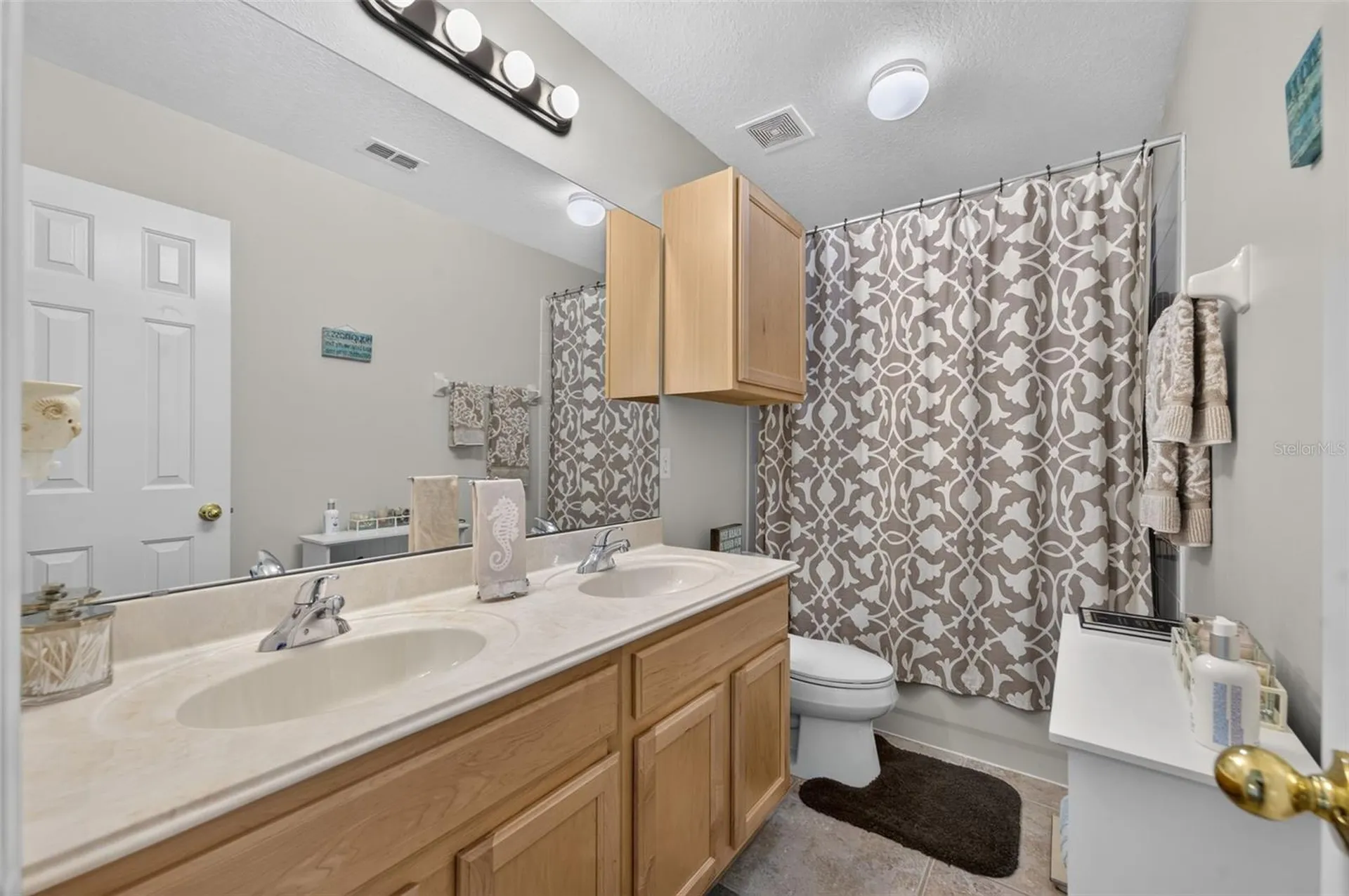 1009 Indigo Drive Celebration FL 34747