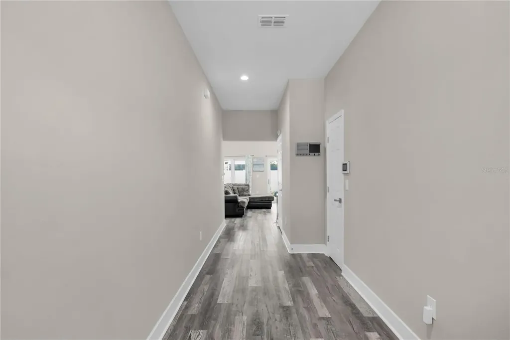 2404 Cassell Tampa FL 33605