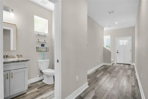 2404 Cassell Tampa FL 33605