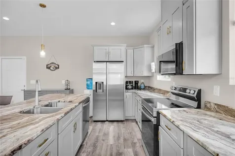 2404 Cassell Tampa FL 33605