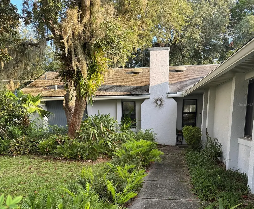 88 Freeport Lane Palm Coast FL 32137