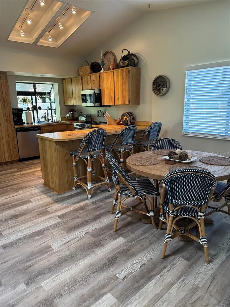 88 Freeport Lane Palm Coast FL 32137