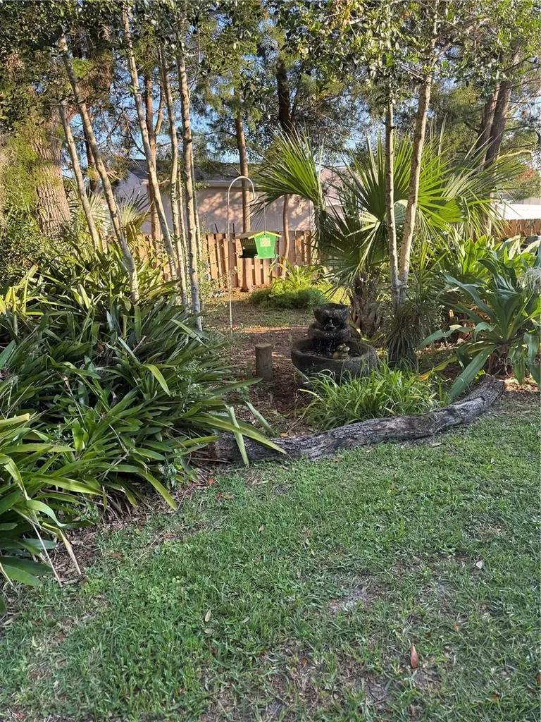 88 Freeport Lane Palm Coast FL 32137