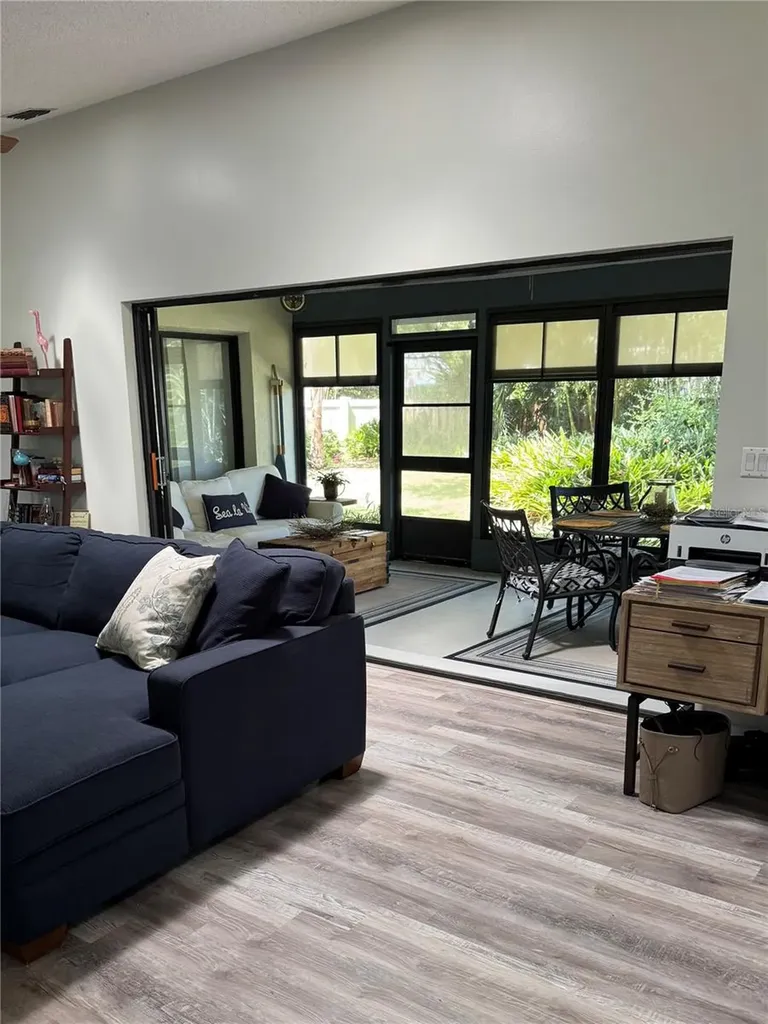 88 Freeport Lane Palm Coast FL 32137