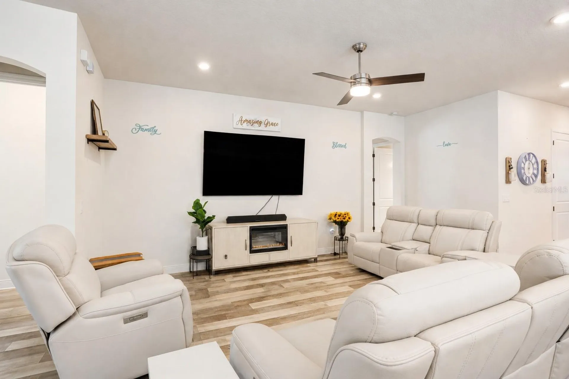 5285 Twinflower Lane Sarasota FL 34233