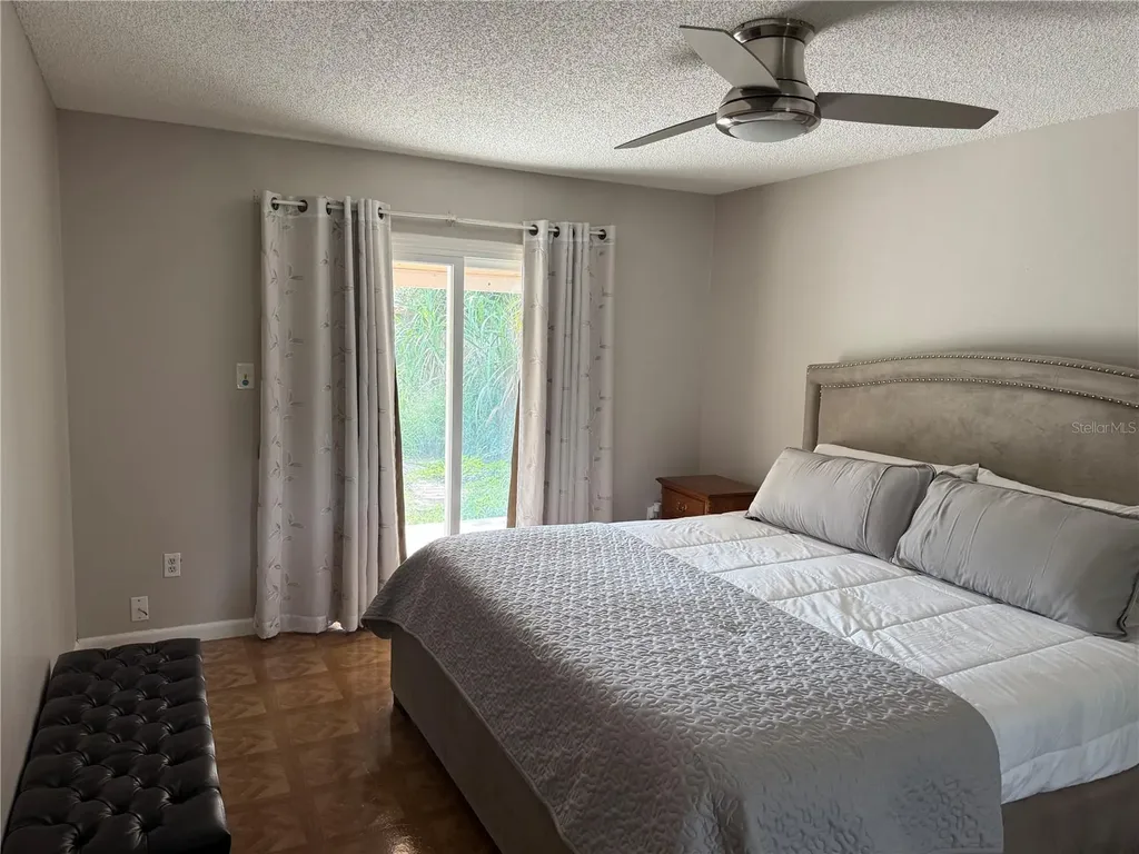6718 Donald Avenue Tampa FL 33614