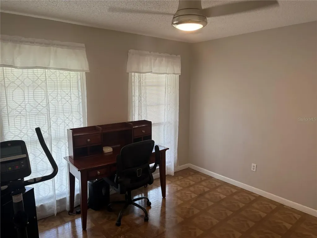 6718 Donald Avenue Tampa FL 33614