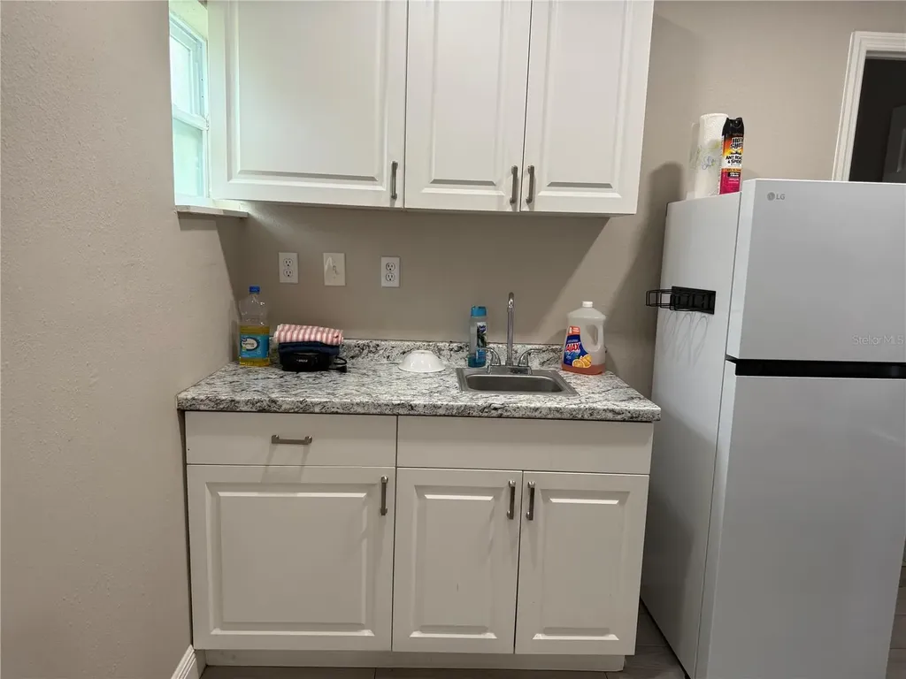 6718 Donald Avenue Tampa FL 33614