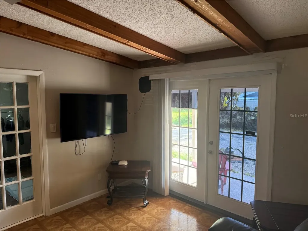 6718 Donald Avenue Tampa FL 33614