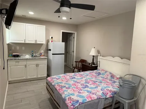 6718 Donald Avenue Tampa FL 33614