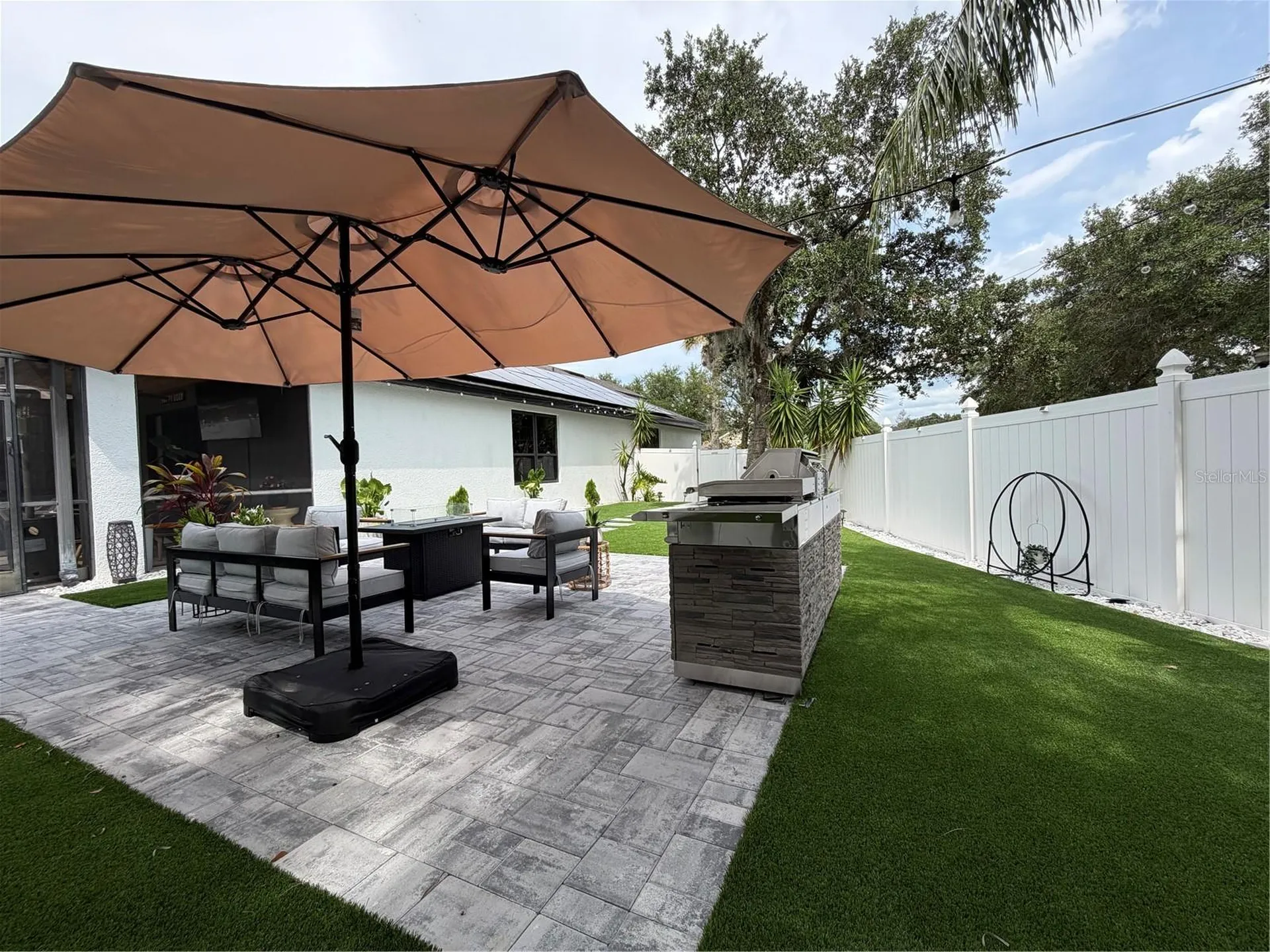 9305 Green Dragon Street Orlando FL 32827