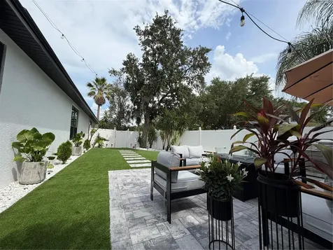 9305 Green Dragon Street Orlando FL 32827