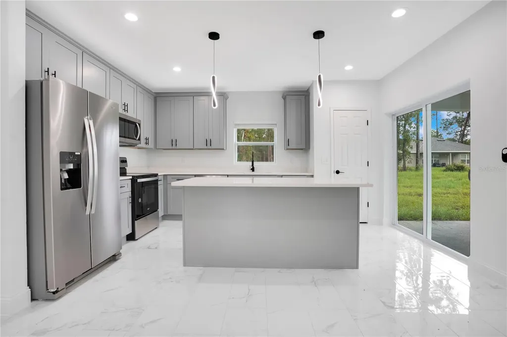 1903 Van Allen Circle Deltona FL 32738