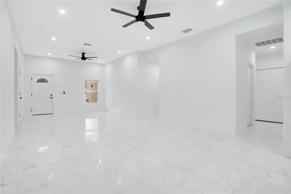 1903 Van Allen Circle Deltona FL 32738