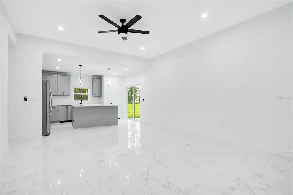 1903 Van Allen Circle Deltona FL 32738