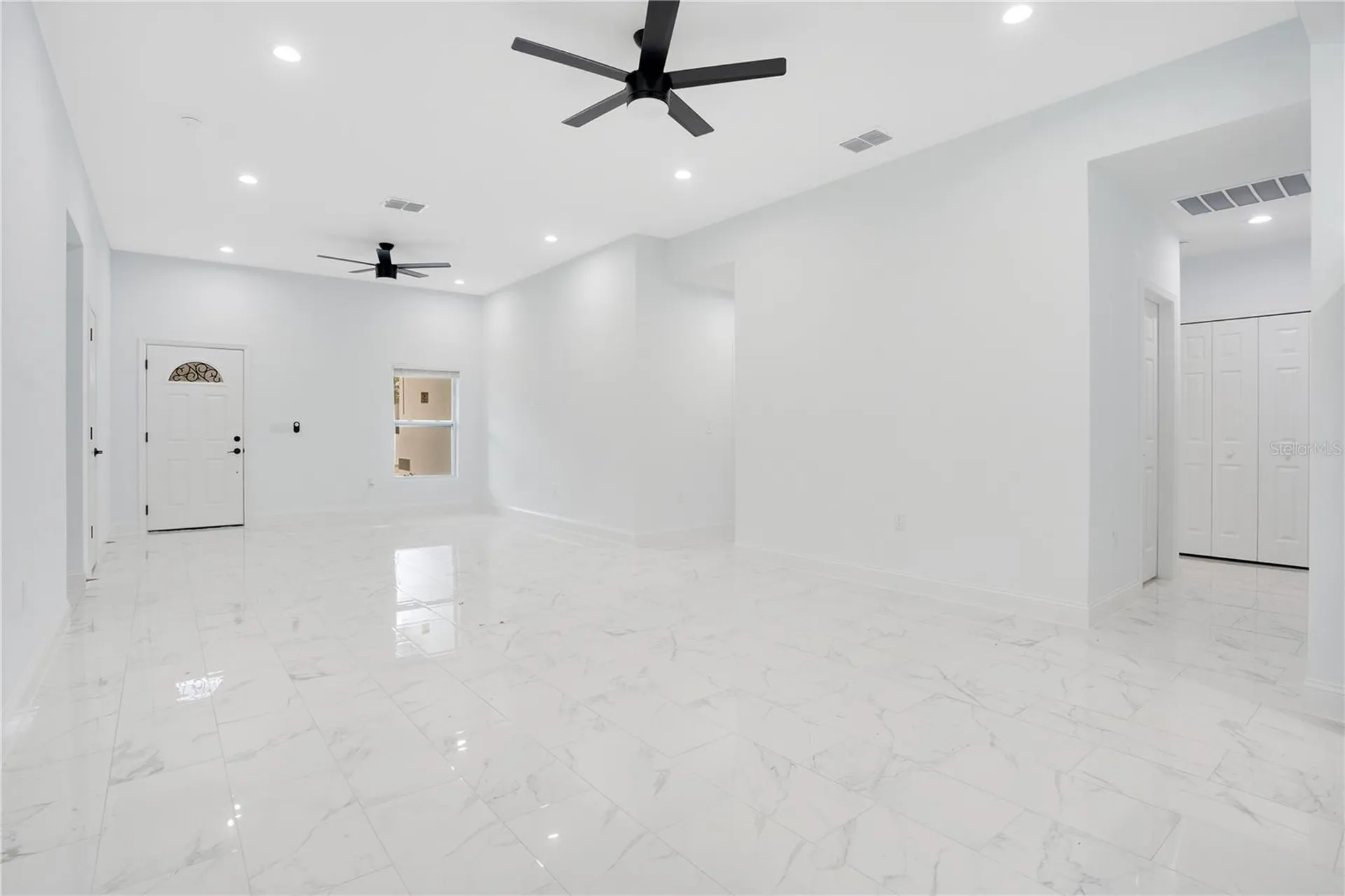 1903 Van Allen Circle Deltona FL 32738